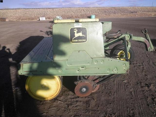 Image of John Deere 9300 equipment image 4