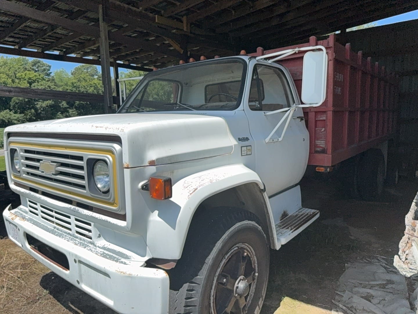 1984 Chevrolet C70 Equipment Image0
