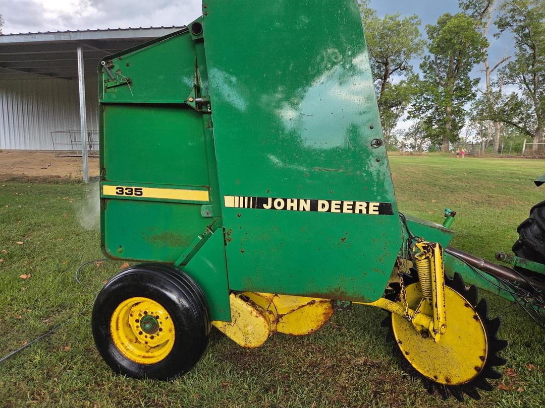 Image of John Deere 335 Primary image