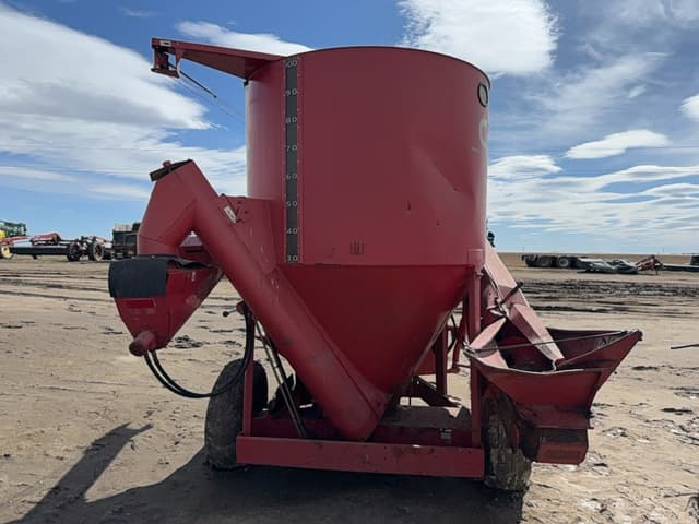 Image of Gehl 125 equipment image 1