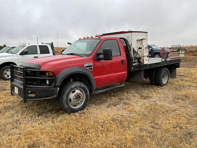 Image of Ford F-450 equipment image 1