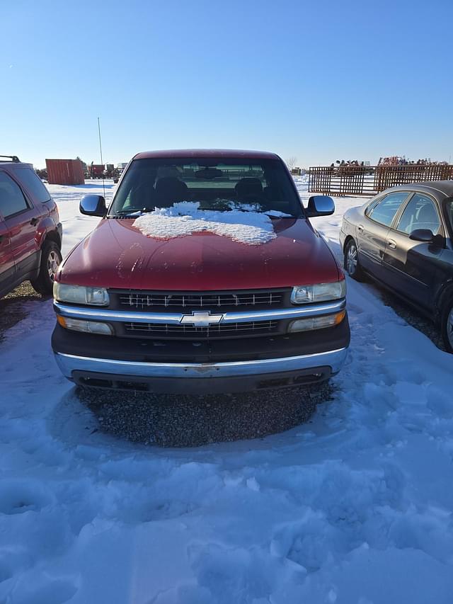 Image of Chevrolet 1500 equipment image 1