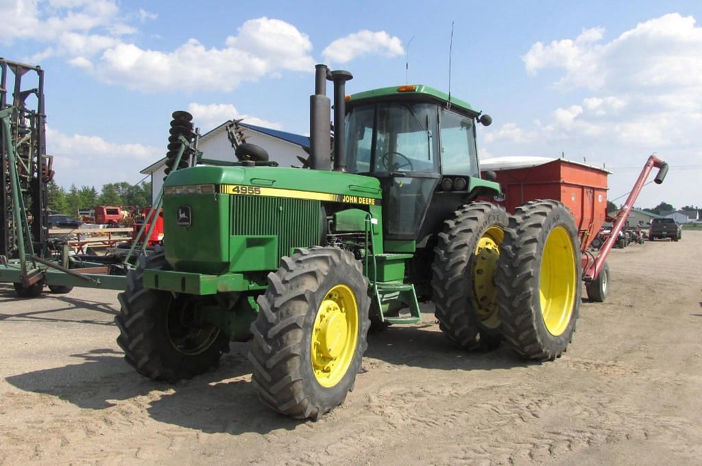 Image of John Deere 4955 Primary image