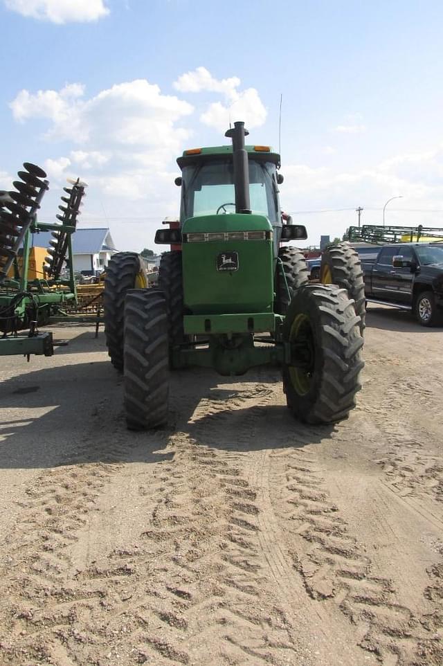 Image of John Deere 4955 equipment image 3