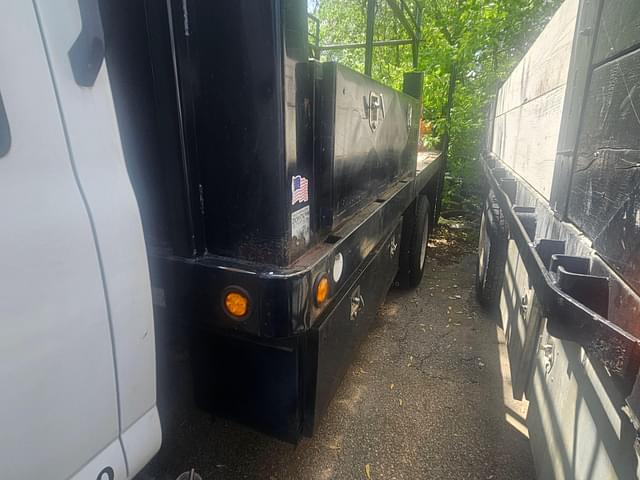 Image of GMC 6500 equipment image 1