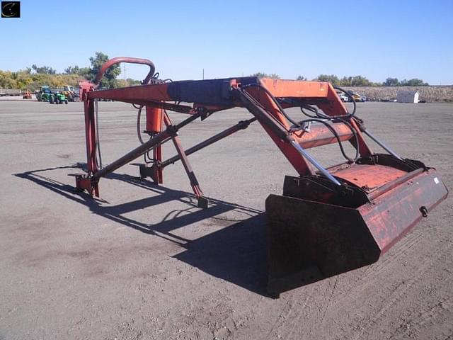 Image of Farmhand F11 equipment image 1