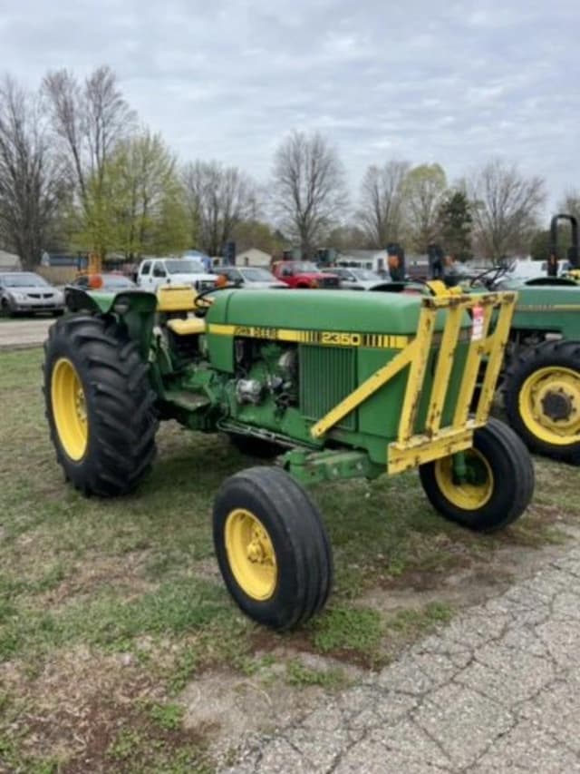 Image of John Deere 2350 equipment image 1