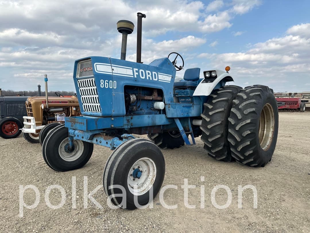 Image of Ford 8600 Primary image