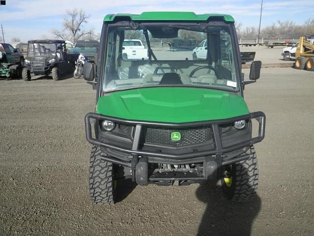 Image of John Deere XUV 835R equipment image 1