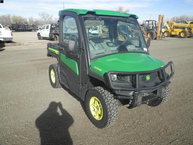 Image of John Deere XUV 835R equipment image 2