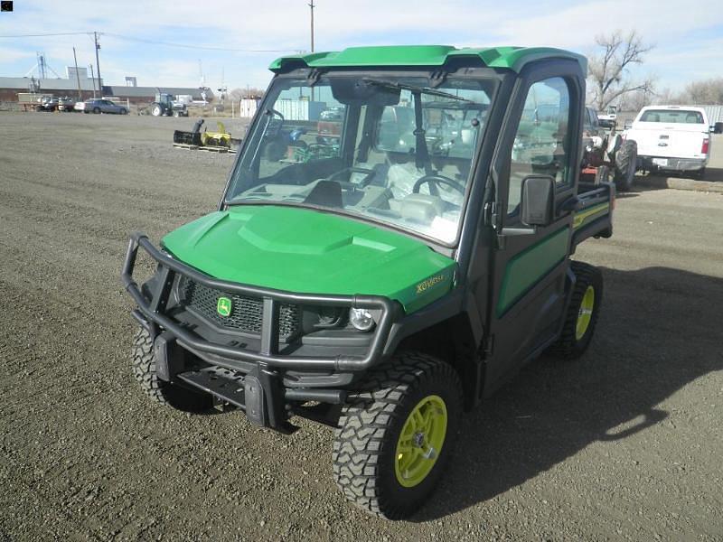 Image of John Deere XUV 835R Primary image