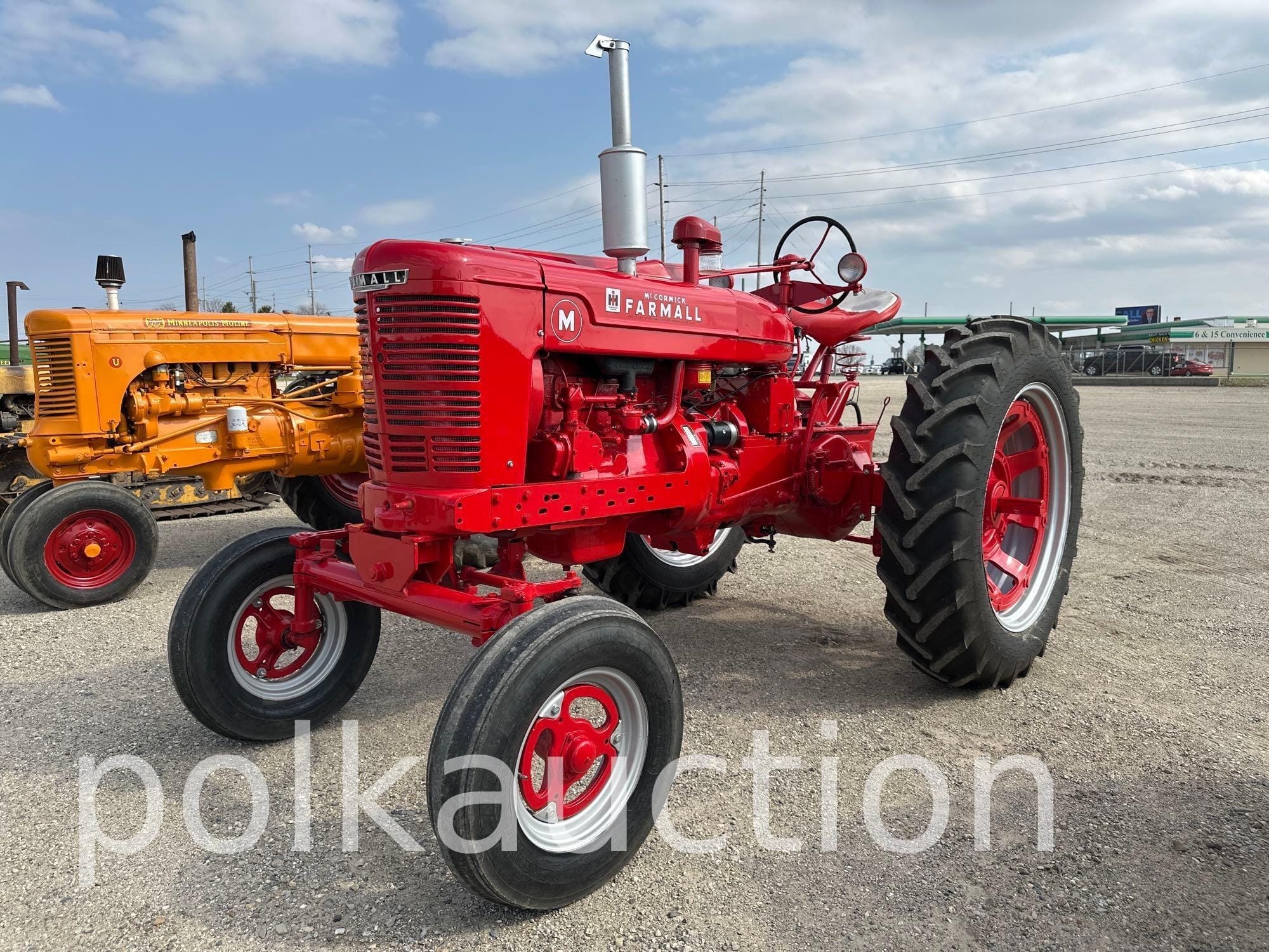 Farmall M Equipment Image0