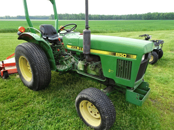 Main image John Deere 850