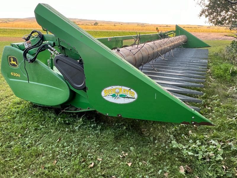 John Deere 630R Lot No. 31 Harvesting For Sale with 30 ft Tractor Zoom