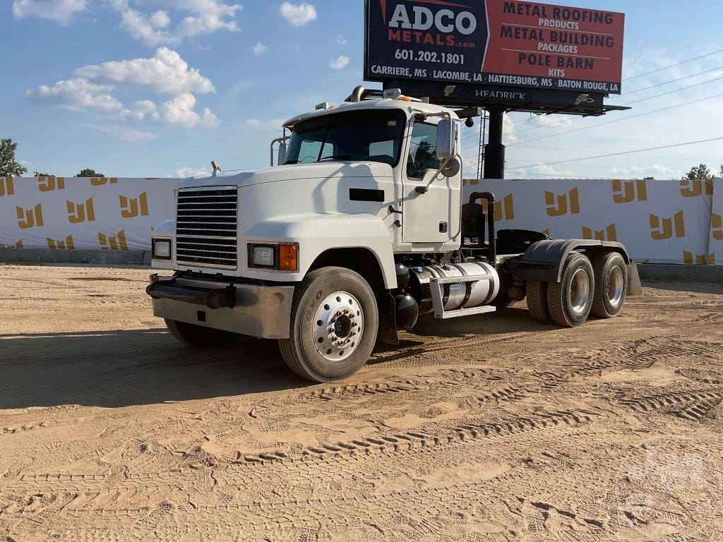 2018 Mack CHU613 Equipment Image0