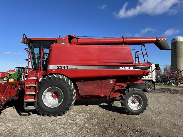 Image of Case IH 2344 equipment image 1