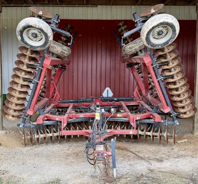 Image of Case IH 340 equipment image 2