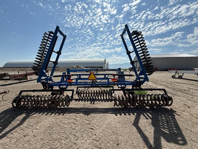Image of New Holland SG110 equipment image 4