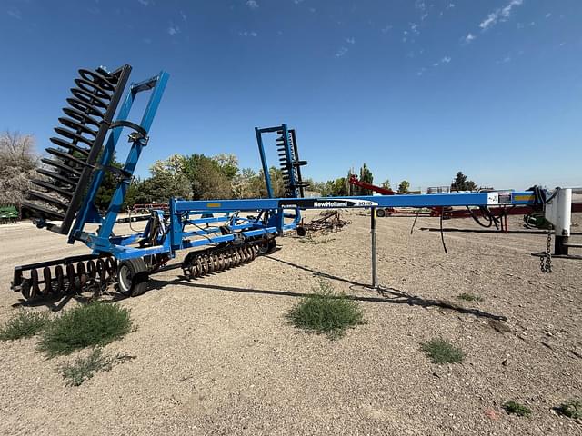Image of New Holland SG110 equipment image 1