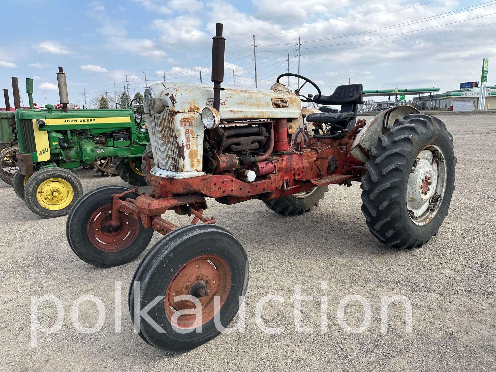 Ford 960 Equipment Image0