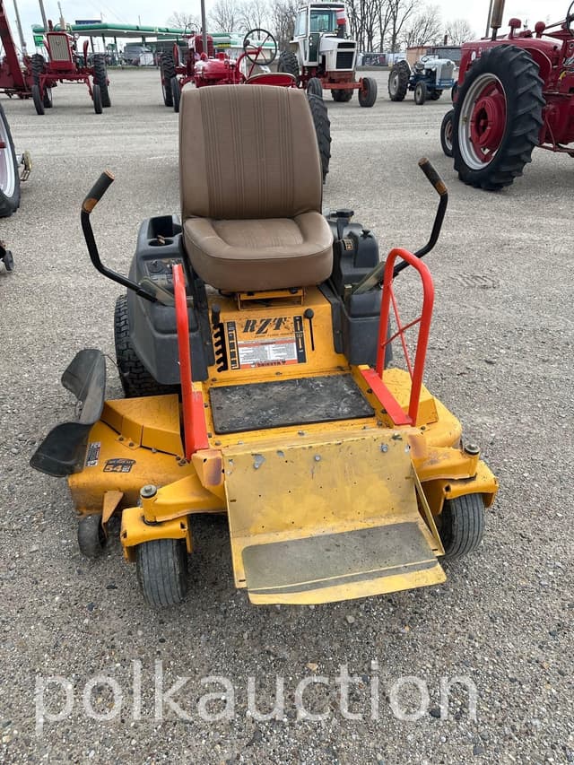 Image of Cub Cadet RZT equipment image 1