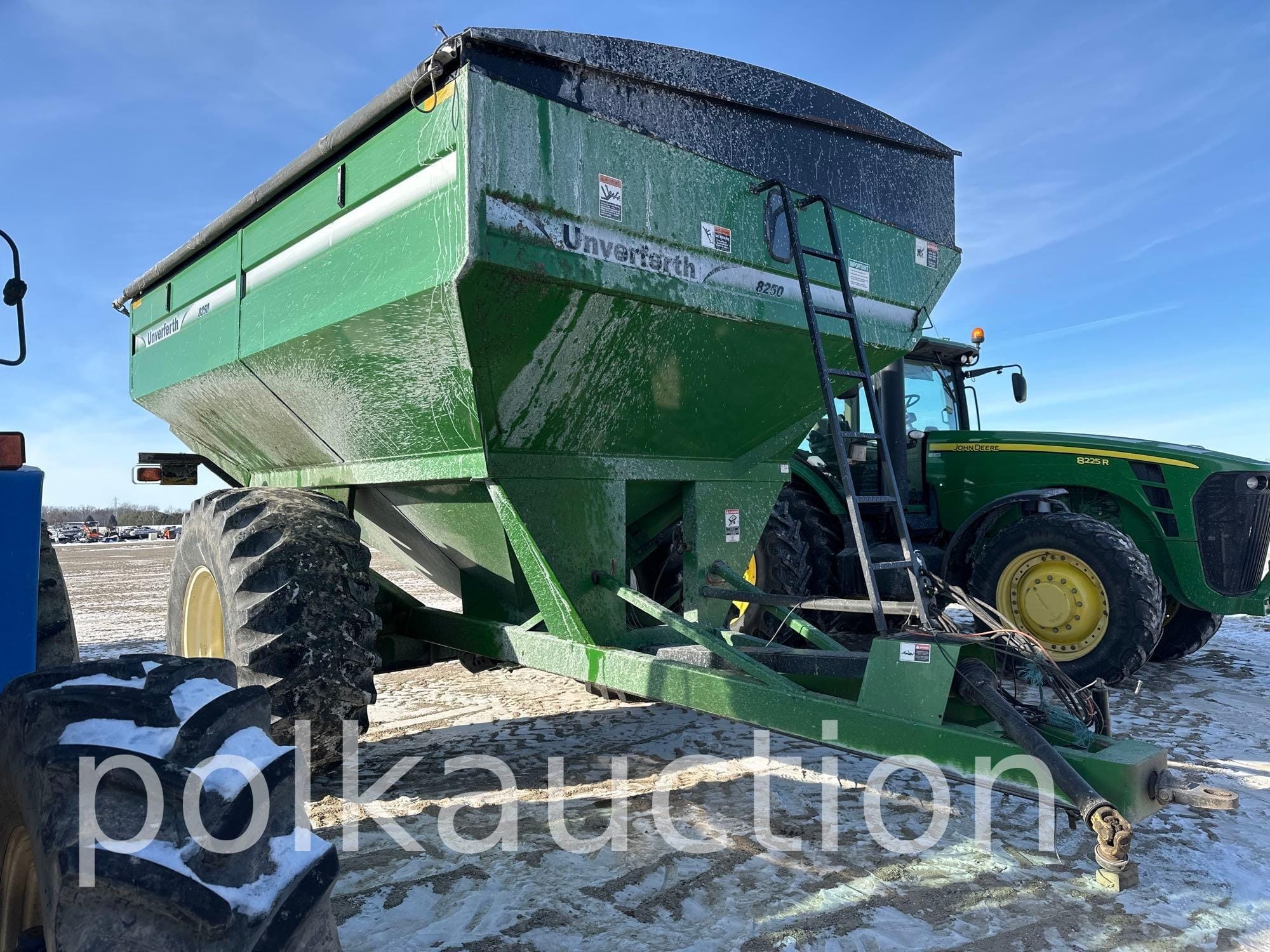 Unverferth 8250 Equipment Image0