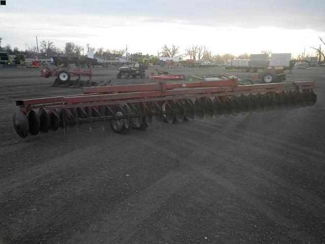 Image of International Harvester 760 equipment image 3