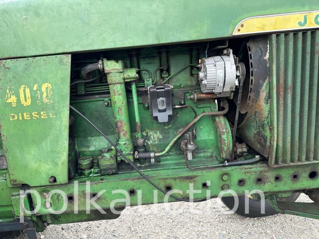 Image of John Deere 4010 equipment image 3