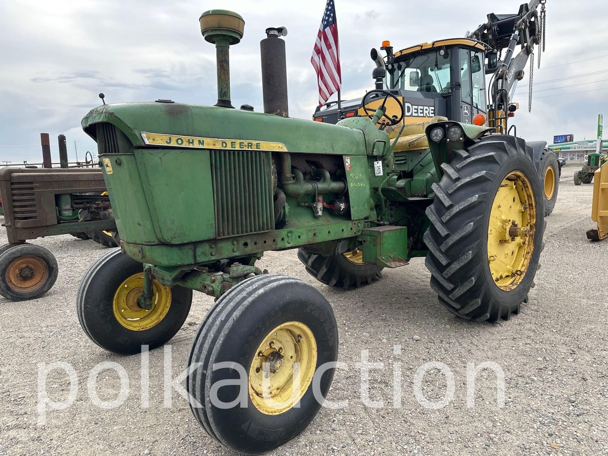 John Deere 4010 Equipment Image0