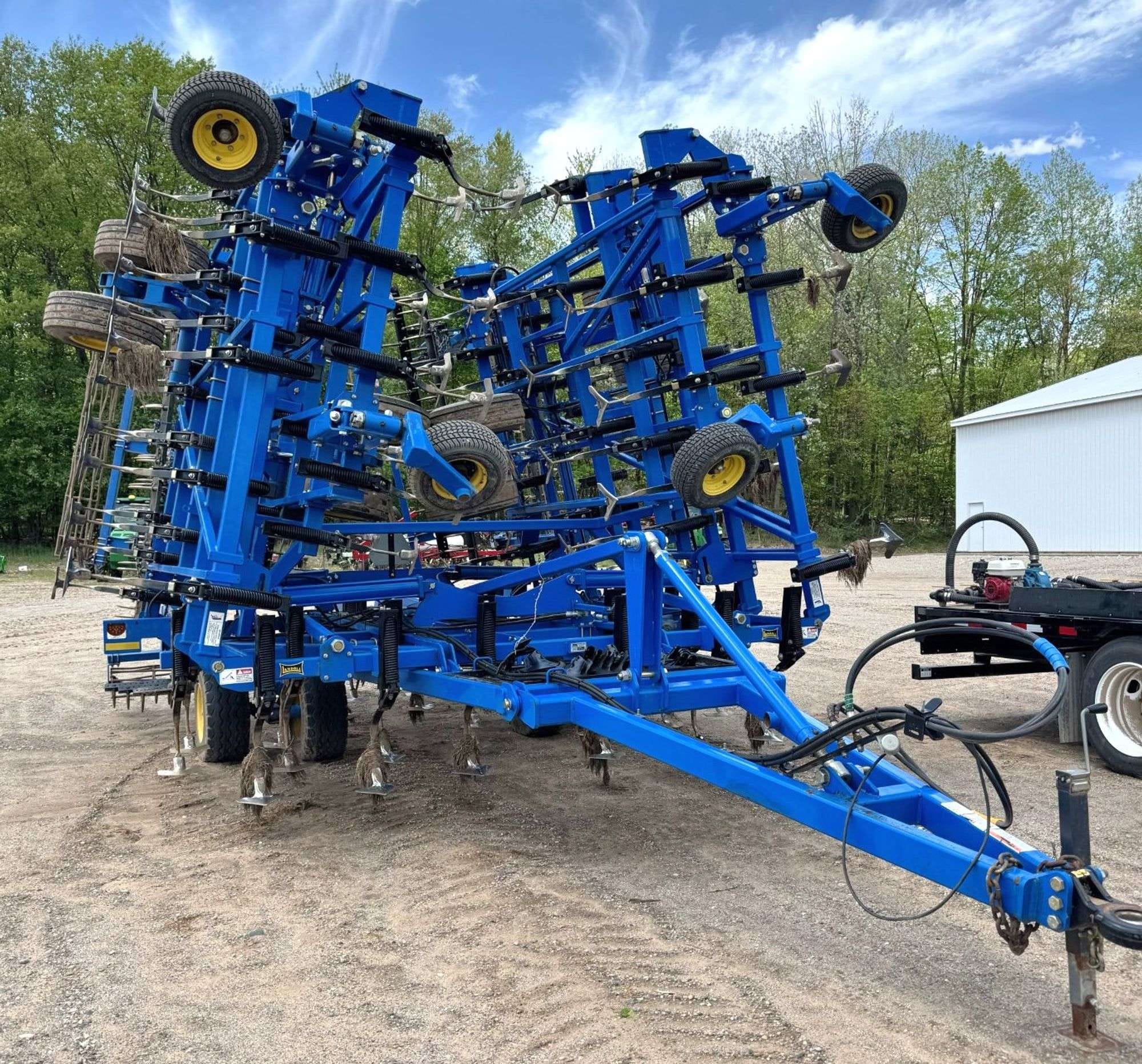 2017 Landoll 9650 Equipment Image0