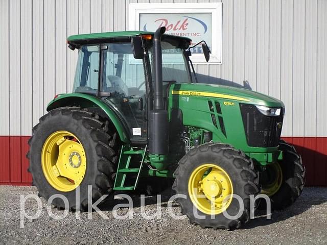 Image of John Deere 6135E equipment image 3