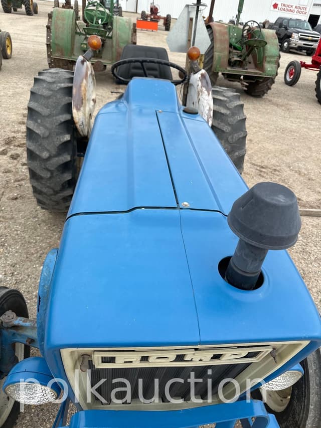 Image of Ford 3600 equipment image 2