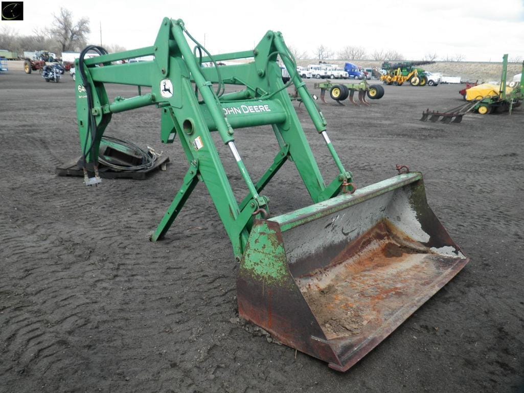 Main image John Deere 640