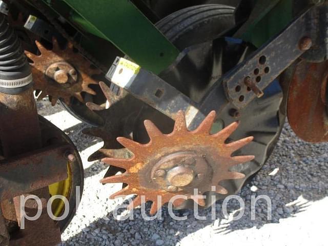 Image of John Deere 1750 equipment image 3