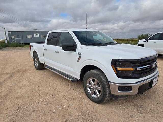 Image of Ford F-150 equipment image 1