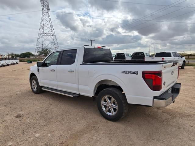 Image of Ford F-150 equipment image 2