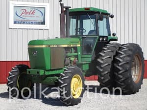 1981 John Deere 4440 Image