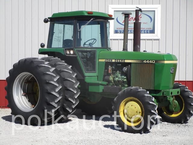 Image of John Deere 4440 equipment image 1