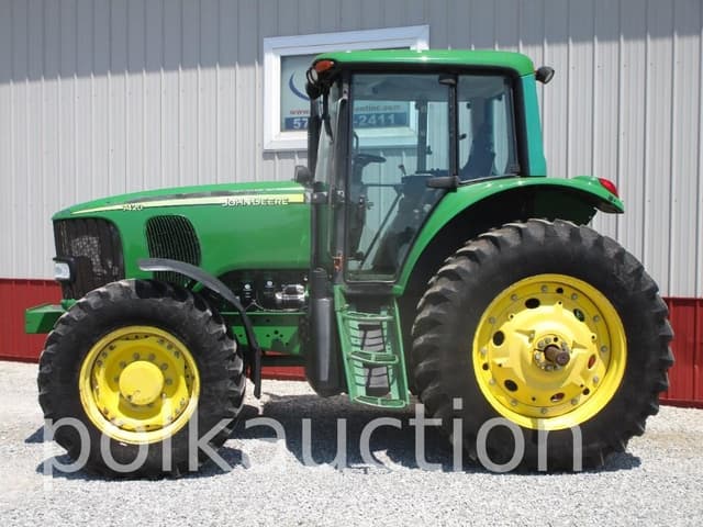 Image of John Deere 7420 equipment image 3