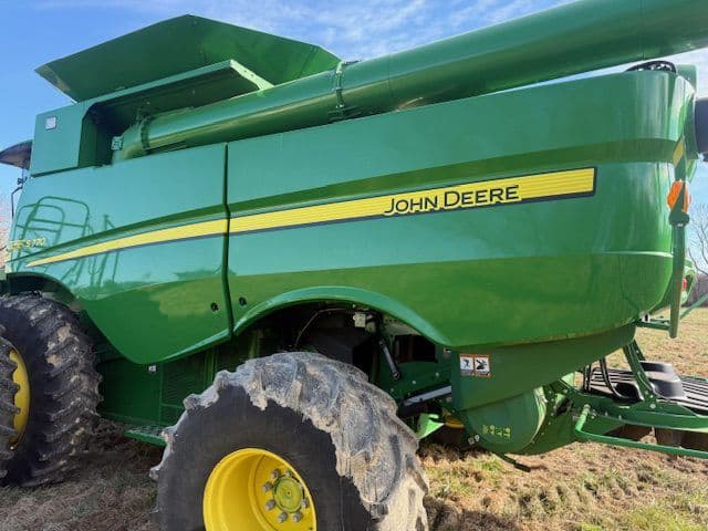 Image of John Deere S770 equipment image 3