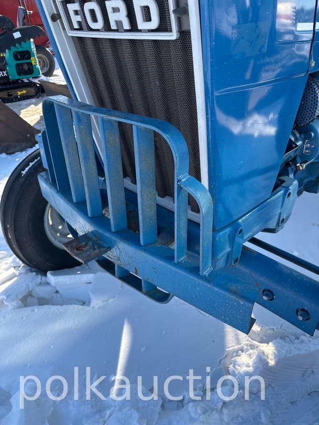 Image of Ford 4600 equipment image 2