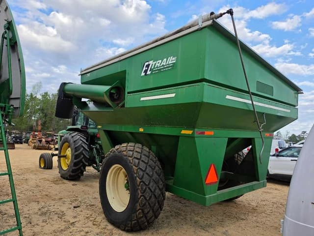 Image of E-Z Trail 710 equipment image 1