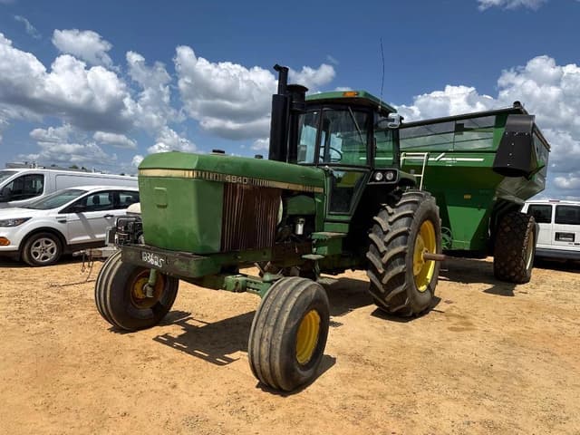 Image of John Deere 4840 equipment image 1
