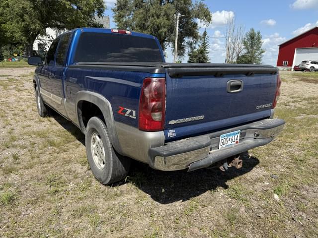 Image of Chevrolet 1500 equipment image 3
