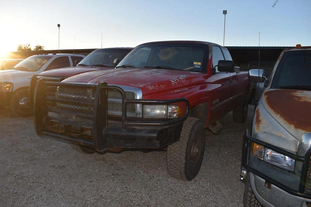 Image of Dodge Ram 2500 Primary image