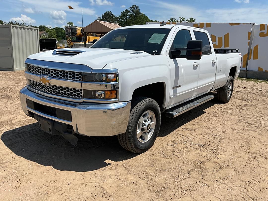 Image of Chevrolet 2500HD Primary image
