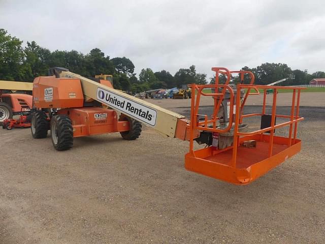 Image of JLG 600S equipment image 1