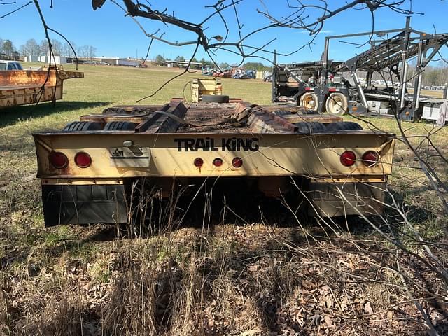 Image of Trail King TK80HDG-483 equipment image 4