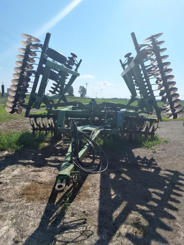 Image of John Deere 630 equipment image 2