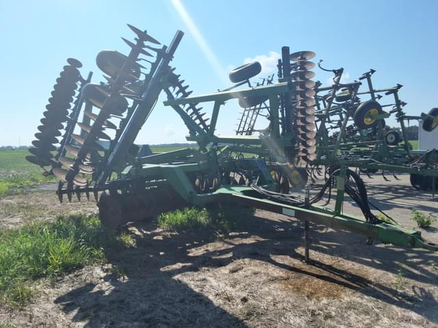 Image of John Deere 630 equipment image 3
